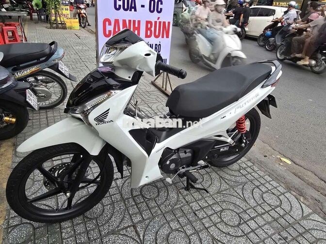Future 2025 Trắng.odo:6k.BS:70.máy zin.xe đẹp.