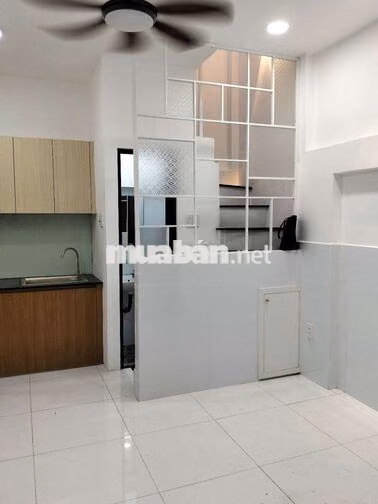 BÁN NHÀ 3 TẦNG ĐƯỜNG BÙI MINH TRỰC - HẺM THÔNG TỨ TUNG - GIÁ 2.39 TỶ 