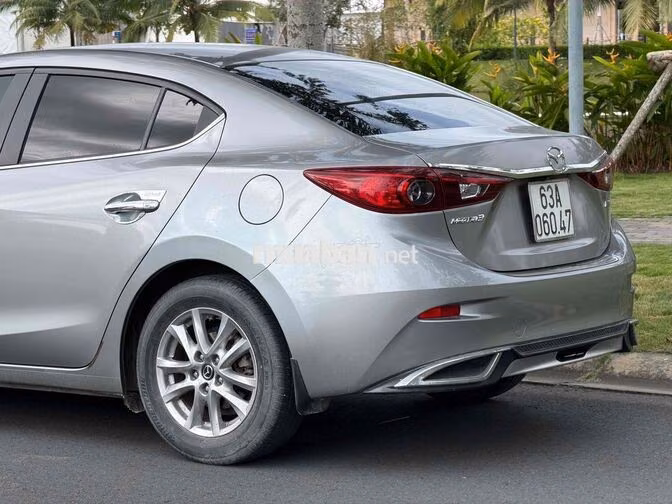 Mazda Mazda 3 2016 Xám 80.000km