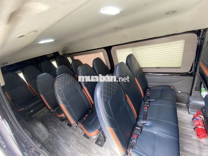 Ford Transit 2023 16 chỗ Đen 100000 km