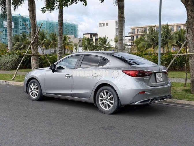 Mazda Mazda 3 2016 Xám 80.000km
