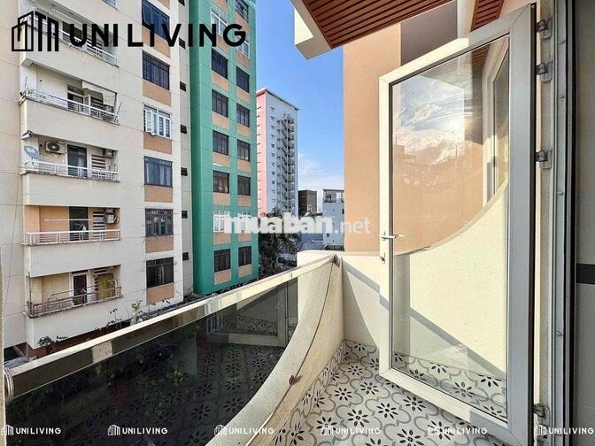 CHO THUÊ 1PN TÁCH BẾP BAN CÔNG NGAY NGÃ TƯ HÀNG XANH, ĐH HUTECH, UEF