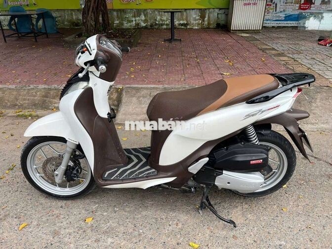 Honda SH Mode 2017 Trắng