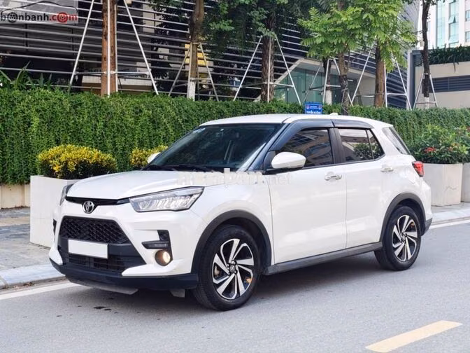 Toyota Raize SUV Trắng Đã sử dụng