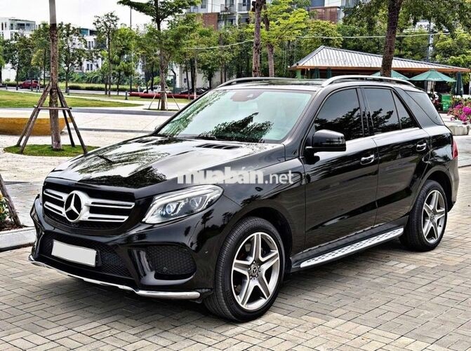 Mercedes-Benz GLE 400 SUV Đen
