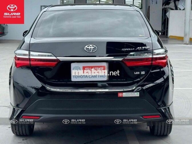 Toyota Corolla Altis 1.8G (CVT) 2021 siêu cọp