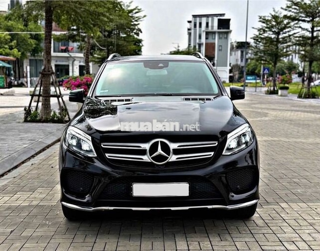 Mercedes-Benz GLE 400 SUV Đen