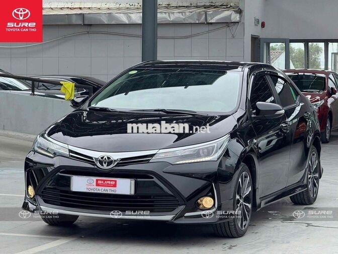 Toyota Corolla Altis 1.8G (CVT) 2021 siêu cọp