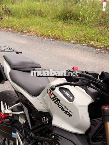Honda CB150R Thái Lan Trắng đỏ Đen