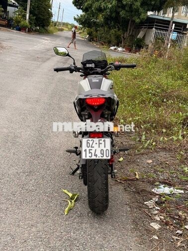 Honda CB150R Thái Lan Trắng đỏ Đen