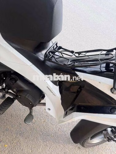 Honda Future Led Fi 2024 chính chủ ký màu - Trắng