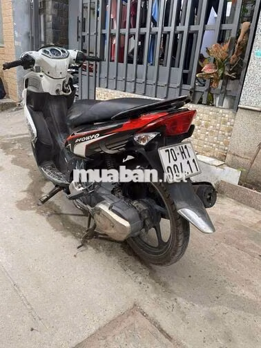 Yamaha Nouvo 4 