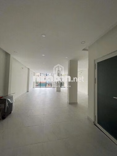 Spa nha khoa MT Lê Văn Duyệt, BT. Dt: 7x16m, Kc: trệt 3 lầu, Gía: 90tr