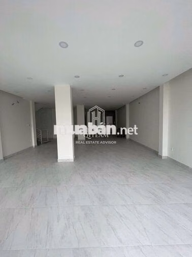 Spa nha khoa MT Lê Văn Duyệt, BT. Dt: 7x16m, Kc: trệt 3 lầu, Gía: 90tr