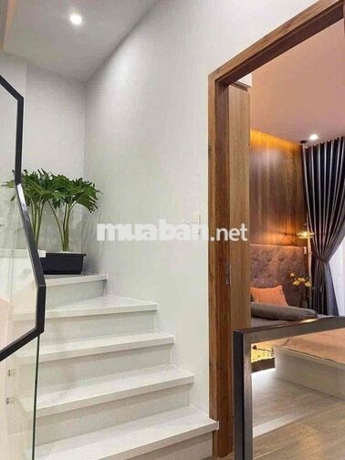 CHO THUÊ NHÀ 3 TẦNG MẶT TIỀN DƯƠNG ĐỨC HIỀN