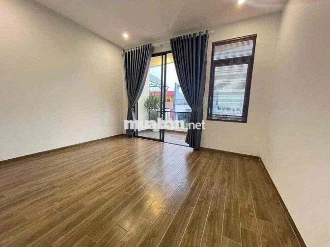 CHO THUÊ NHÀ 3 TẦNG MẶT TIỀN DƯƠNG ĐỨC HIỀN