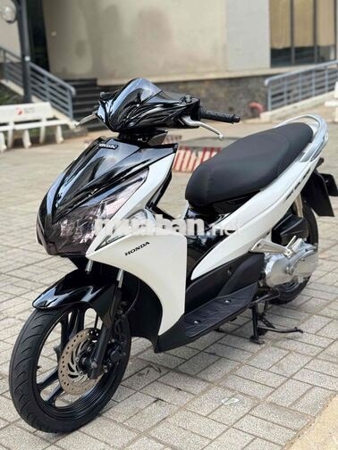 Honda Air Blade 2011 Trắng máy nguyên zin cực chât