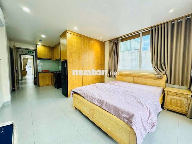 CHO THUÊ CĂN HỘ BALCONY MỚI 100% NGAY BẾN THÀNH FULL TIỆN NGHI CAO CÂP