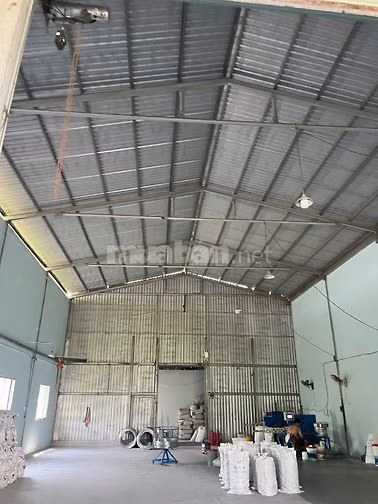 Cho thuê nhà xưởng 260m xã hóc môn 