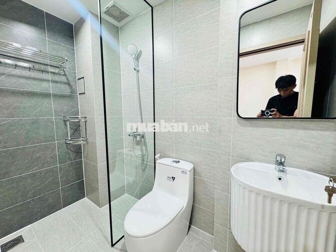CHO THUÊ CĂN HỘ BALCONY MỚI 100% NGAY BẾN THÀNH FULL TIỆN NGHI CAO CÂP
