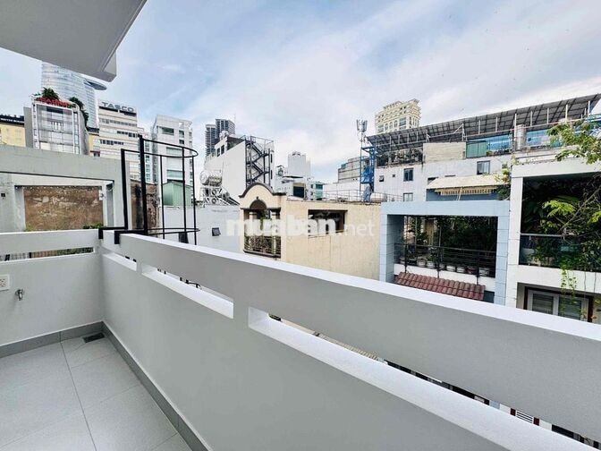 CHO THUÊ CĂN HỘ BALCONY MỚI 100% NGAY BẾN THÀNH FULL TIỆN NGHI CAO CÂP