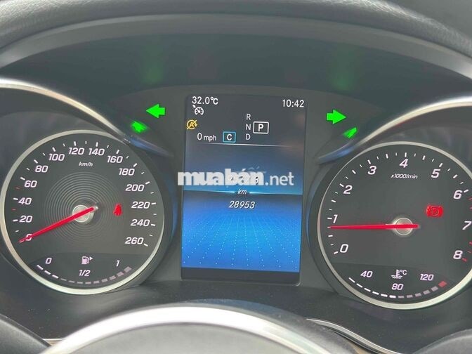 Mercedes-Benz C180 2020 Đen 28000 km