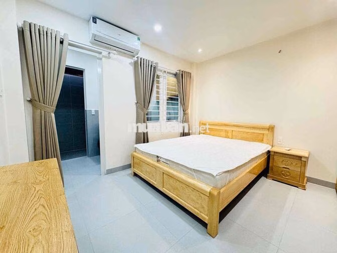 CHO THUÊ CĂN HỘ BALCONY MỚI 100% NGAY BẾN THÀNH FULL TIỆN NGHI CAO CÂP