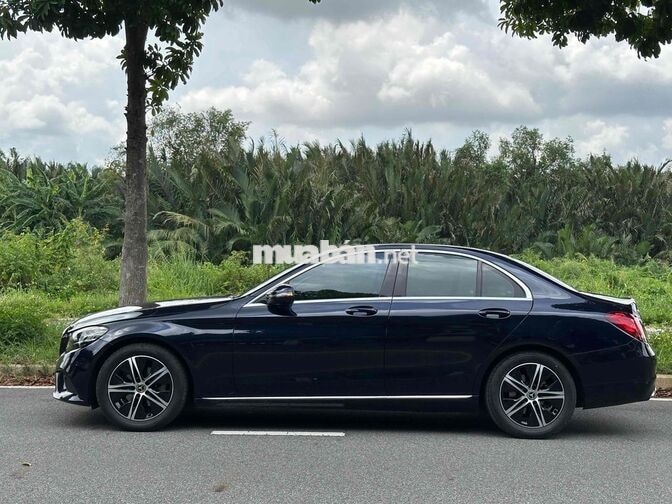 Mercedes-Benz C180 2020 Đen 28000 km