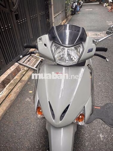Honda Lead 2010 Xám xi măng , chính chủ