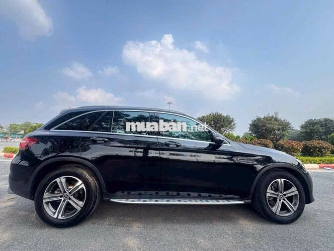 Chính chủ Bán xe Mercedes GLC 200 2018