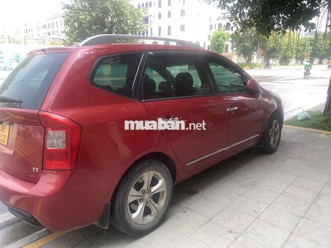 Kia Carens 2016 Đỏ