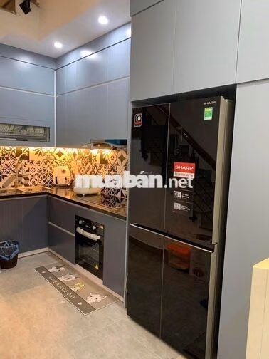 LinhHK Cho thuê nhà Đê Trần Khát Chân 40m2, Full đồ