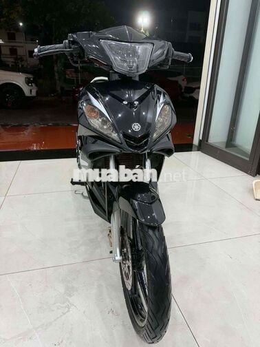 Yamaha Exciter Đen trắng Xe côn tay