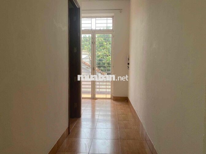 Cho thuê nhà 2 tầng kiệt Núi Thành full nội thất giá 12tr/ tháng