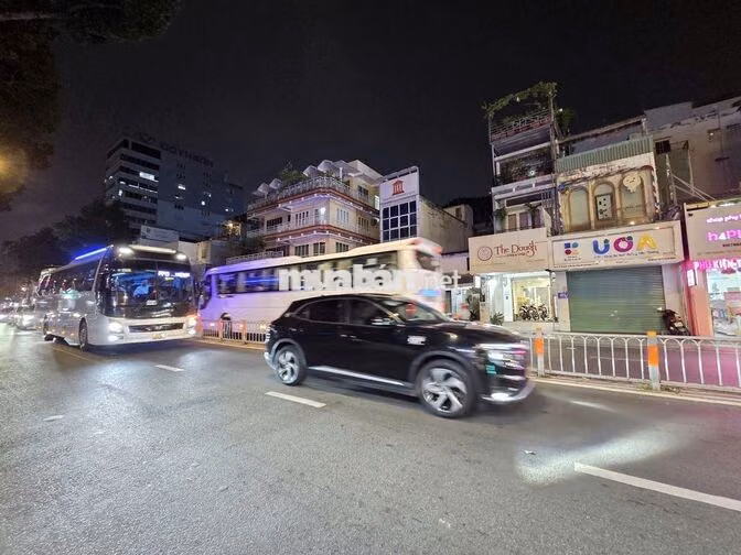 4mx16m❌MT NGUYỄN THỊ MINH KHAI,Q1❌NGÃ TƯ TÔN THẤT TÙNG & NTMK❌CHO THUÊ
