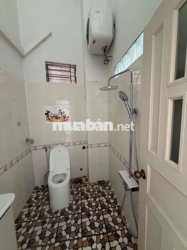 Cho thuê nhà 2 tầng kiệt Núi Thành full nội thất giá 12tr/ tháng