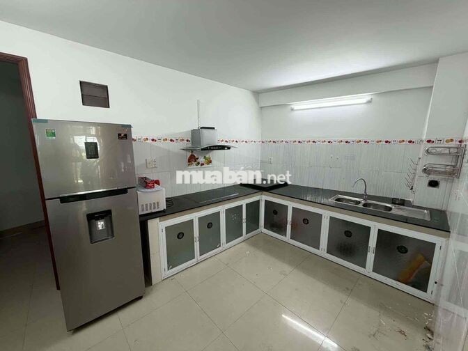 Cho thuê nhà 2 tầng kiệt Núi Thành full nội thất giá 12tr/ tháng
