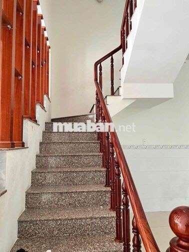 Nhà khu văn hoá tây đô Cái Răng lộ 15m lề 5m kế cạnh quốc lộ 1A