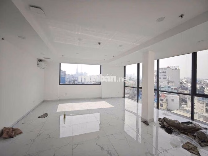 ​🚩 TÒA NHÀ MẶT TIỀN NGUYỄN XÍ – GIÁ CỰC TỐT 100 TR/THÁNG