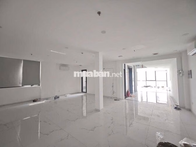 ​🚩 TÒA NHÀ MẶT TIỀN NGUYỄN XÍ – GIÁ CỰC TỐT 100 TR/THÁNG