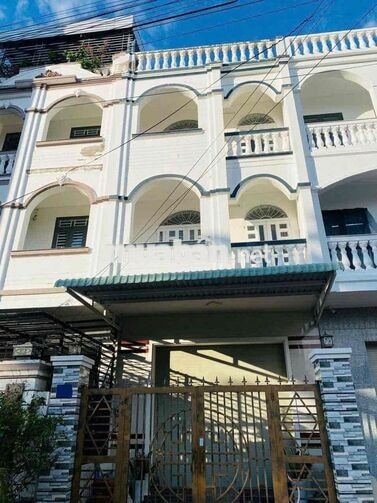 Nhà khu văn hoá tây đô Cái Răng lộ 15m lề 5m kế cạnh quốc lộ 1A