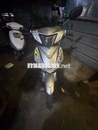 Yamaha Exciter Bạc