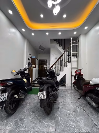 Bán nhà 6 tầng thang máy ngõ 21 Phan Văn Trường, Cầu Giấy, Hà Nội 