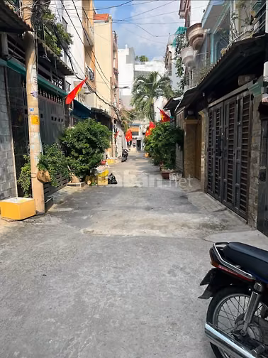 nhà chính chủ ,cần bán gấp về quê,  p12 gò vấp