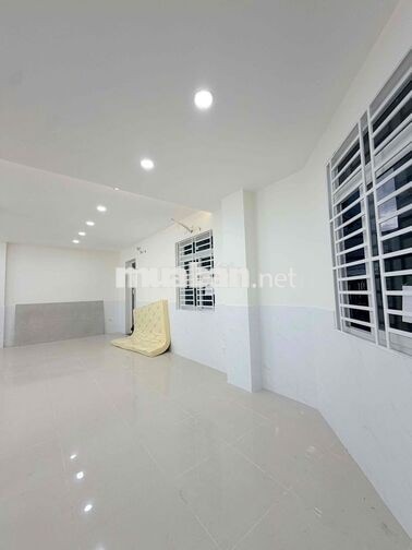 CHO THUÊ MẶT BẰNG GÓC 3 MẶT TIỀN QUẬN 7