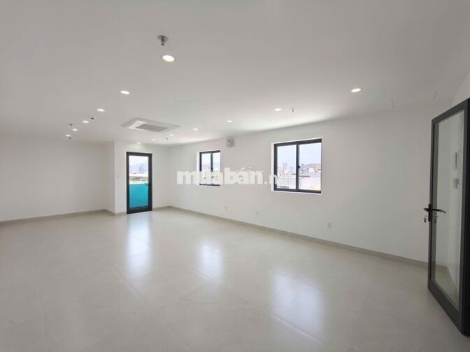 🏢✨ CHO THUÊ VĂN PHÒNG MỚI 100% – HÒA CƯỜNG | ĐƯỜNG 30/4 ✨🏢