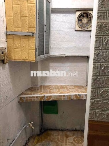 Cho thuê nhà riêng nhỏ xinh có gác xép và ban công