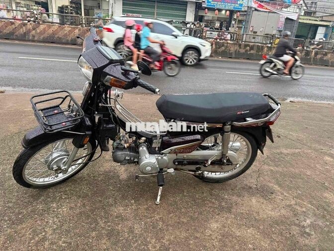 Honda Dream Alpha Nâu