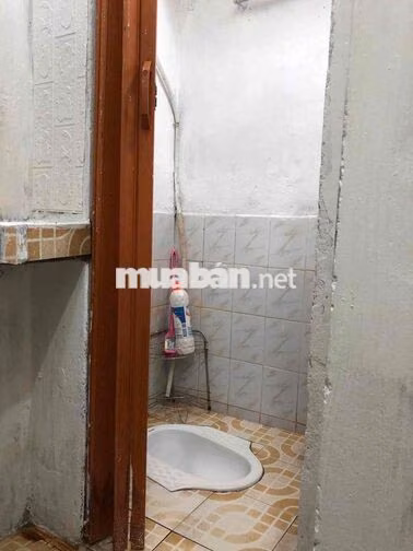 Cho thuê nhà riêng nhỏ xinh có gác xép và ban công