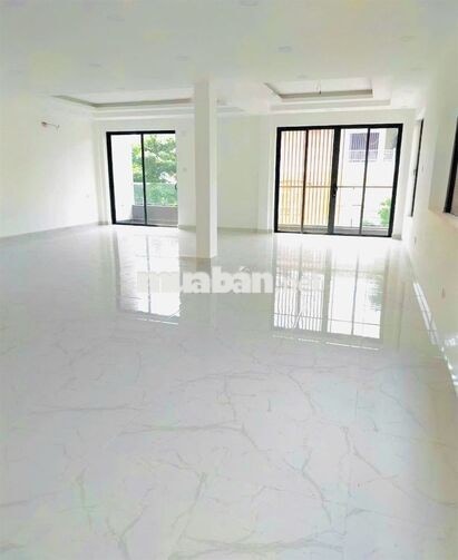 HOT! NHÀ ĐẸP PHAN XÍCH LONG P2 – HẦM – 450M² SD – 6MX20M – 4 TẦNG